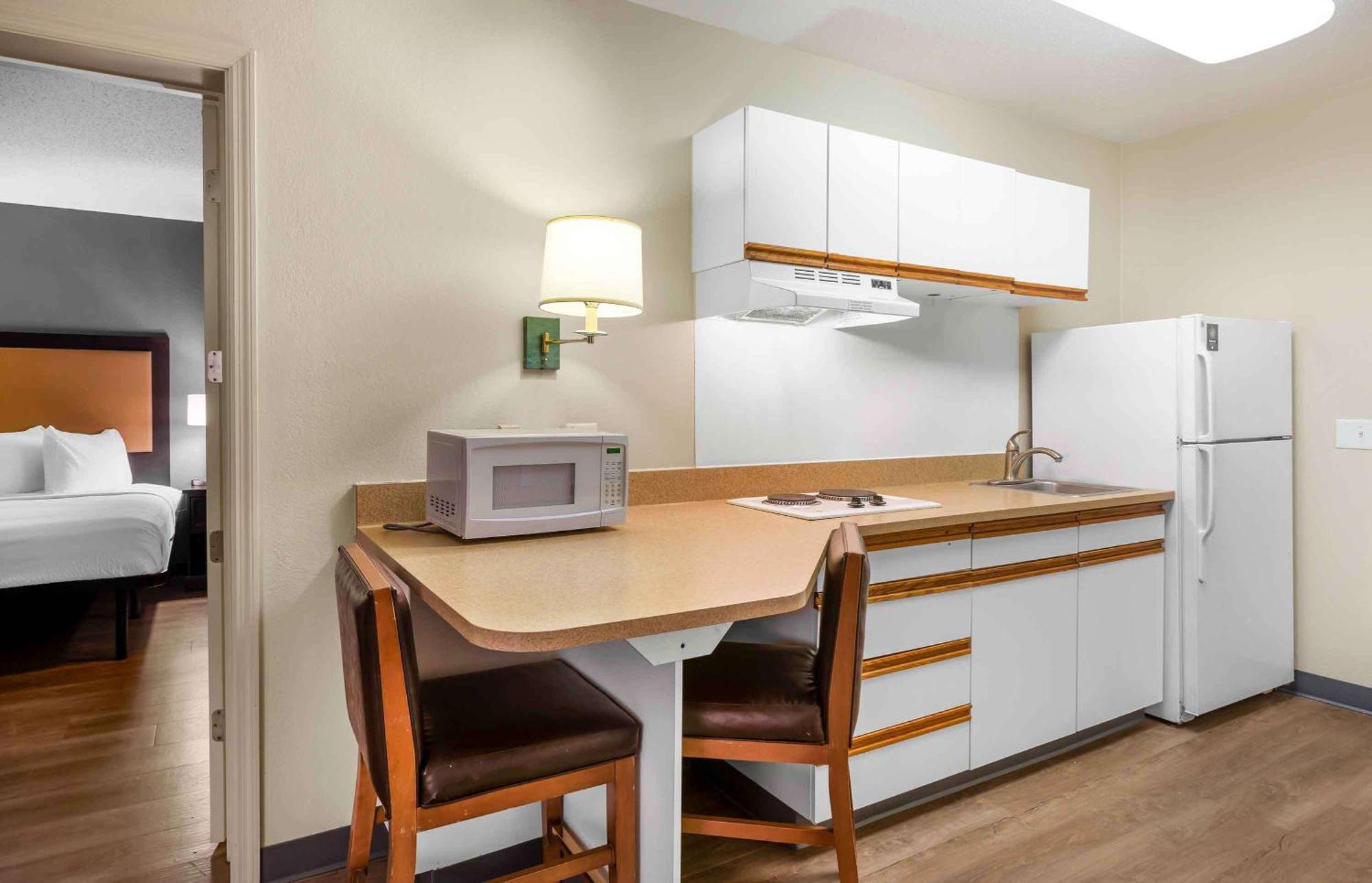 Extended Stay America Suites - North Chesterfield - Arboretum Ричмонд Экстерьер фото