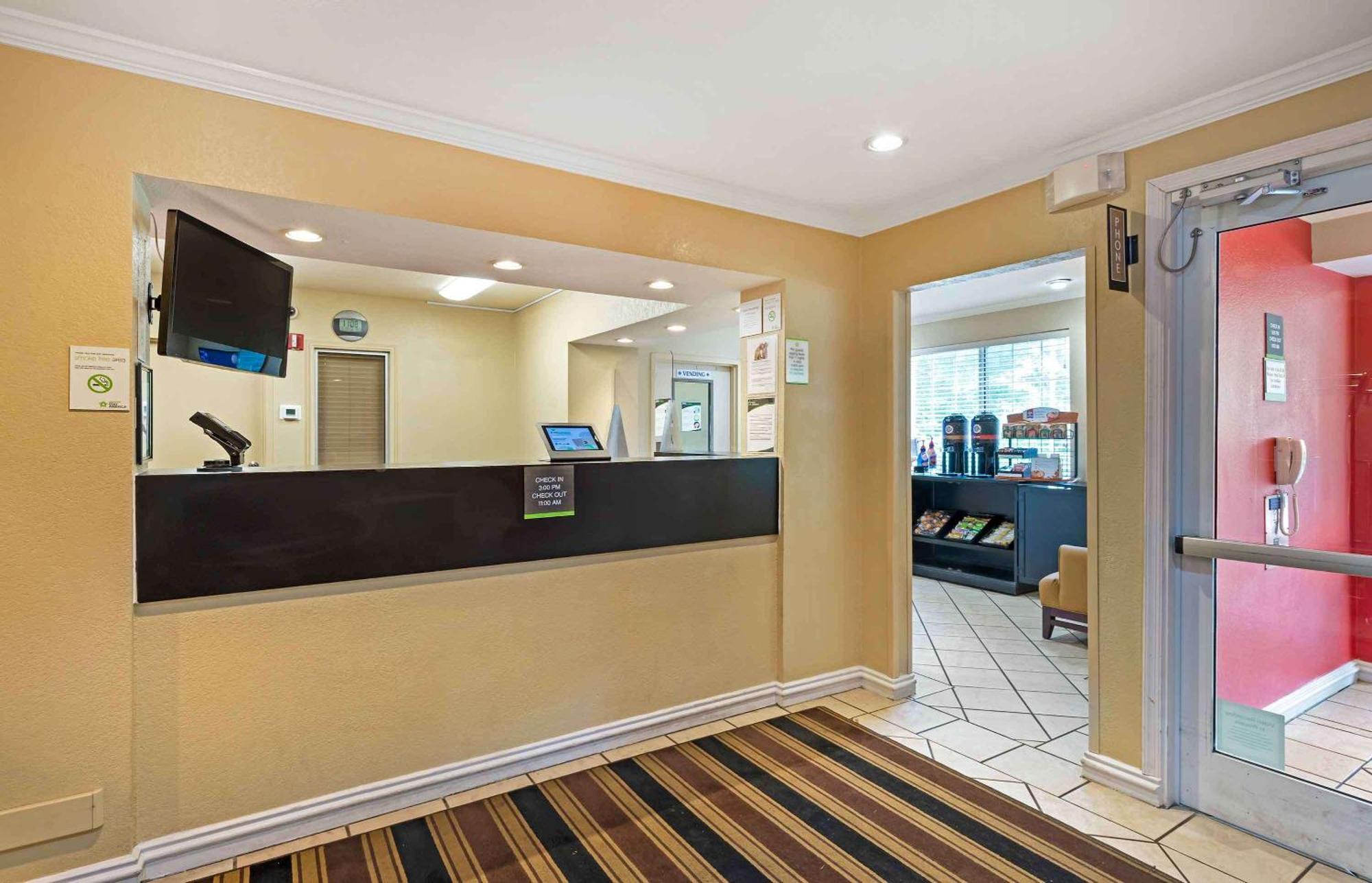 Extended Stay America Suites - North Chesterfield - Arboretum Ричмонд Экстерьер фото